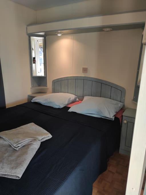 Mobil-Home Dans Un Beau Cadre A 15 Km Des Plages. Lunel  Extérieur photo